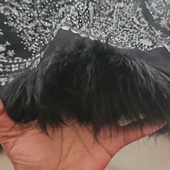 Taj Mahal Beaded Scarf With Faux Fur Trim Black/ Silver - Picture 14 of 16